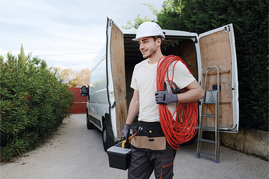 electrician-arriving-to-provide-his-services-sun-prairie-wi.jpg